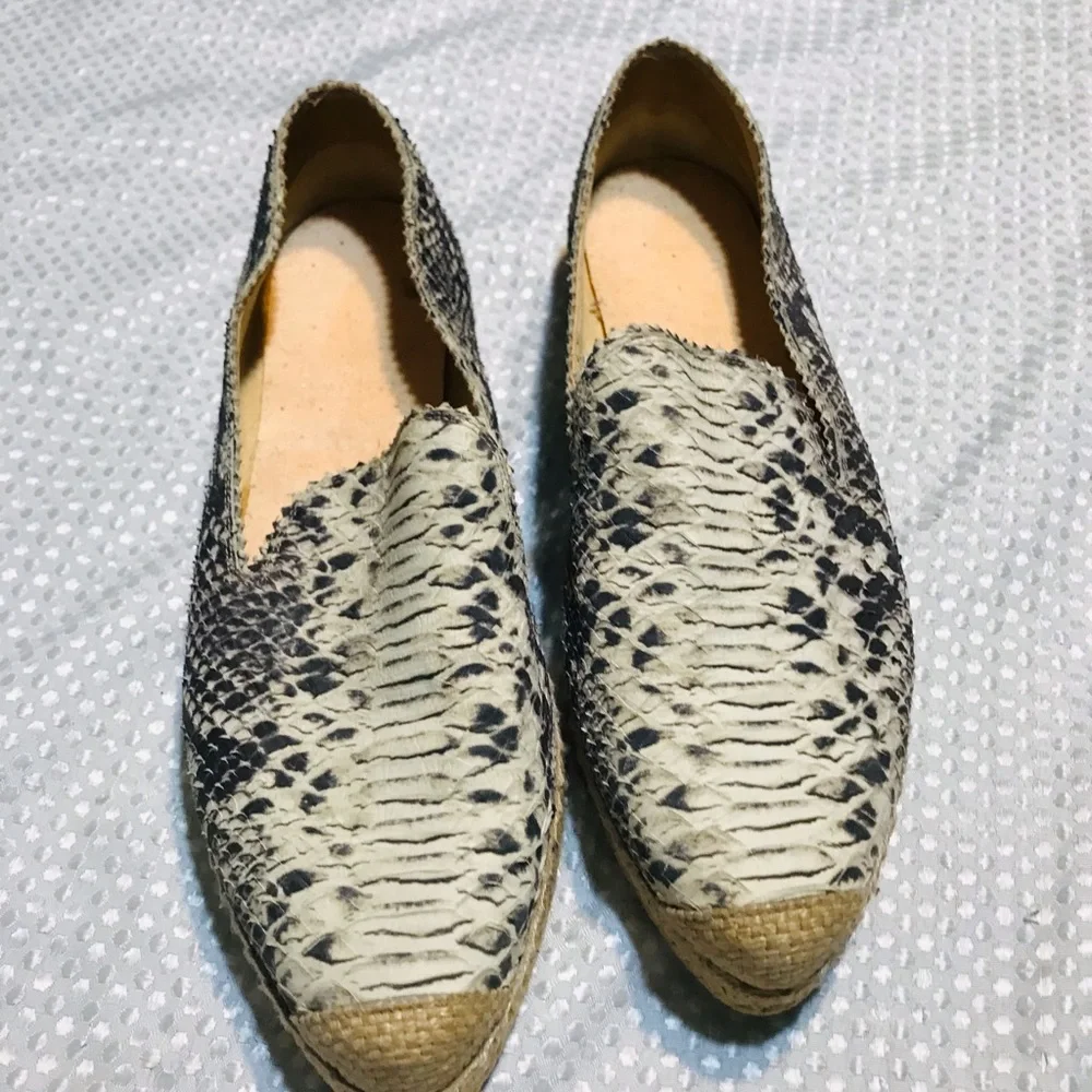 Stuart weitzman catalán snake espadrilles